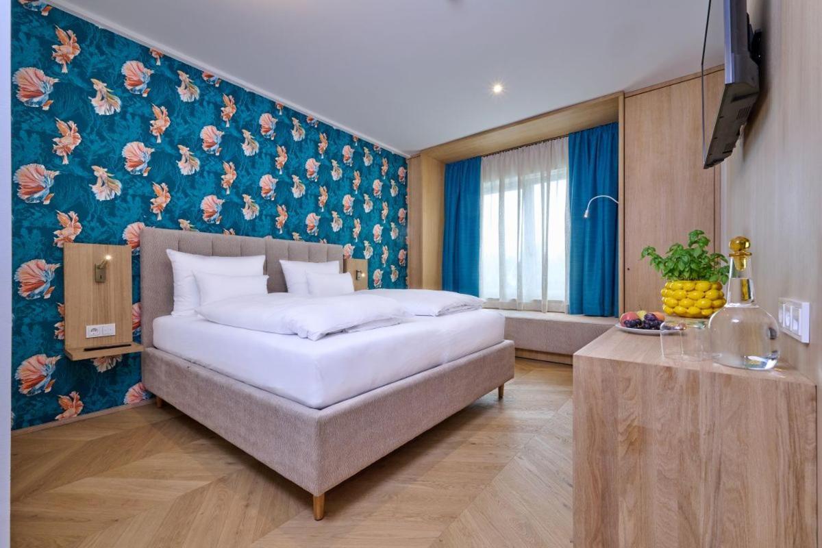 Hotel Der Einrichter Straubing Exteriör bild
