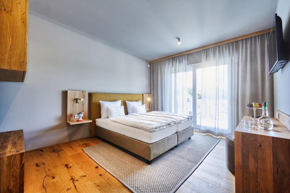 Hotel Der Einrichter Straubing Exteriör bild
